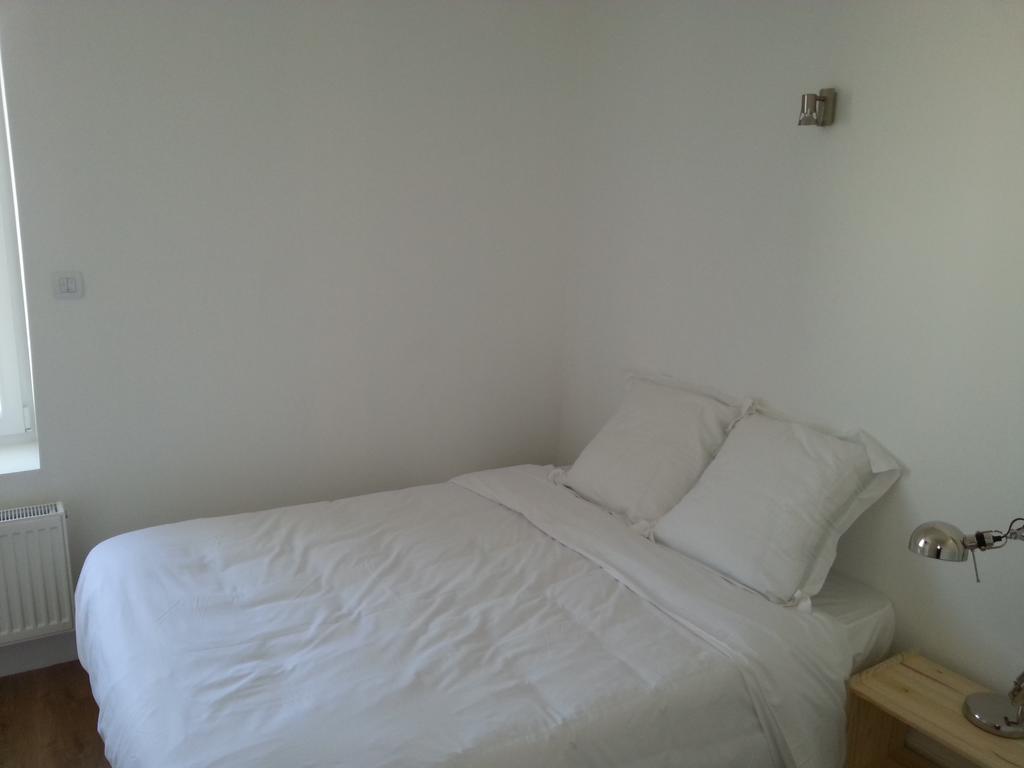 Bull'It Hotel Saint-Genis-Laval Rom bilde