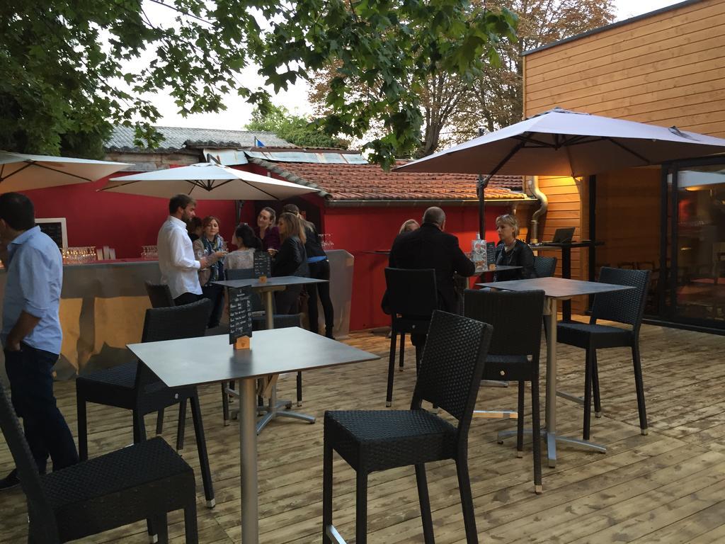 Bull'It Hotel Saint-Genis-Laval Eksteriør bilde